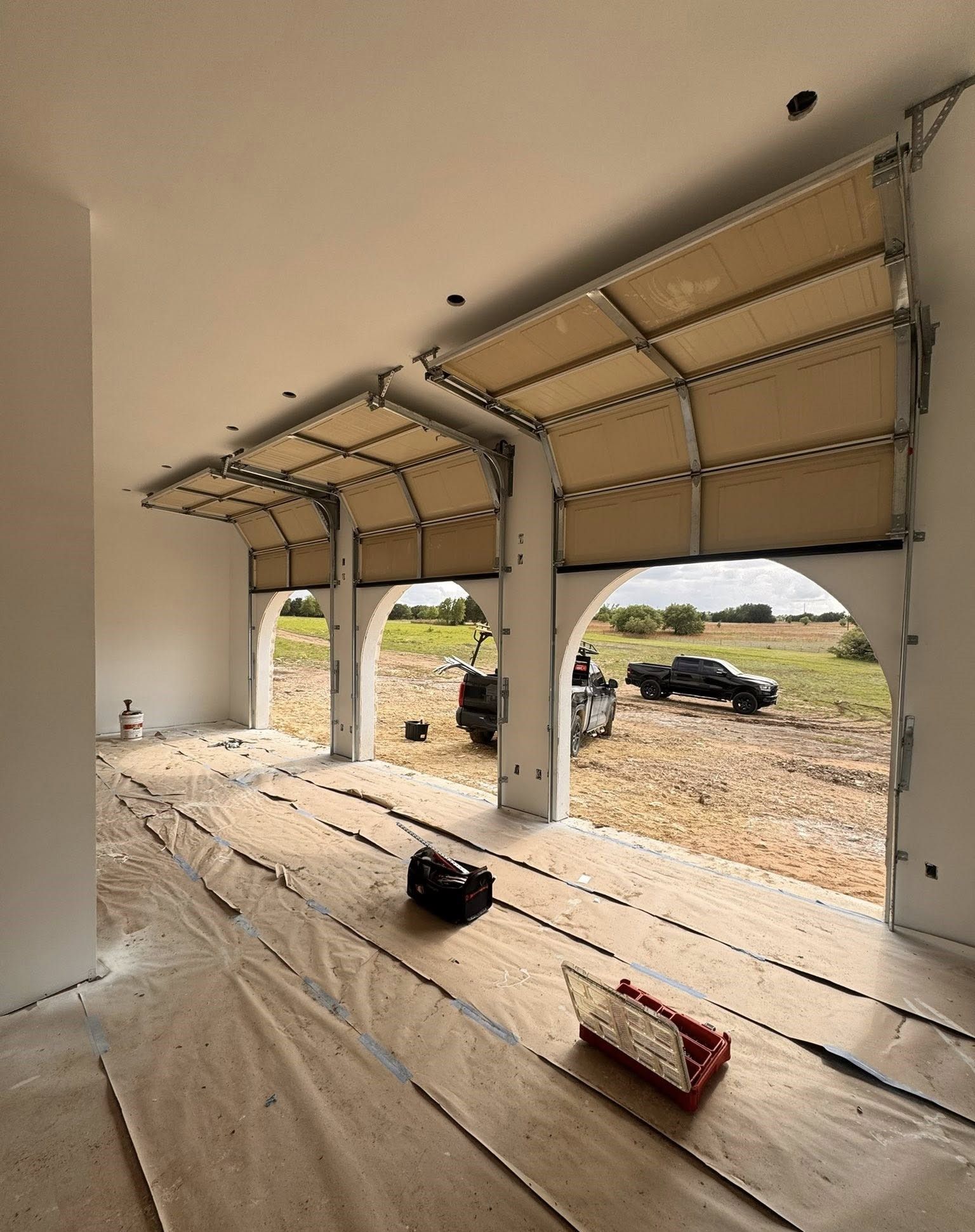 repair service on 3 car garage in taylor tx