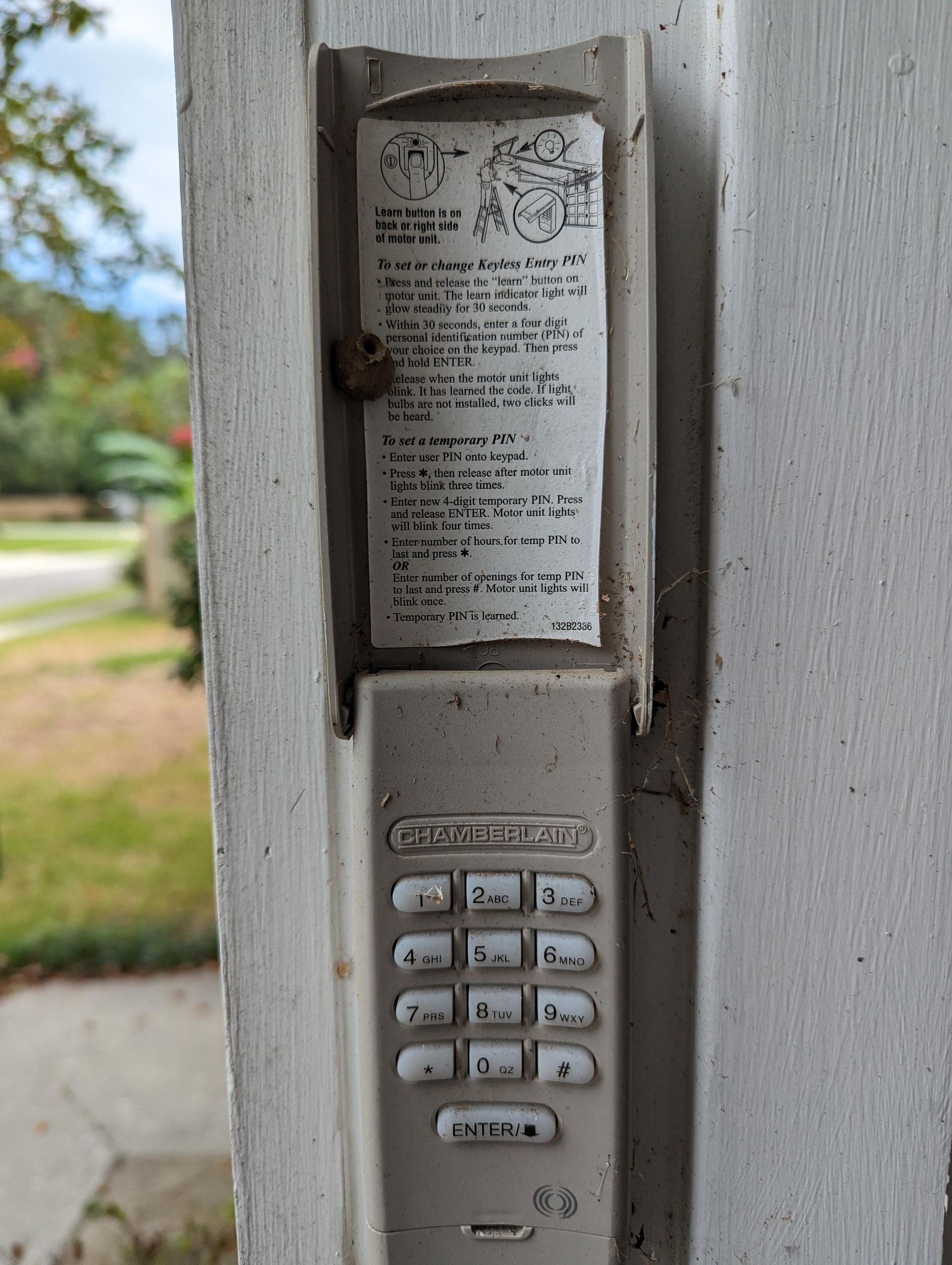 Faulty Wall-mounted chamberlain garage door keypad 