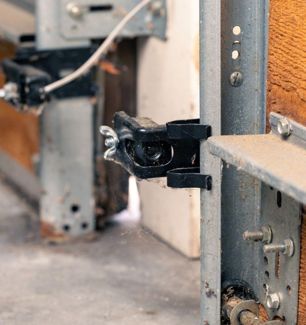 garage door safety sensor