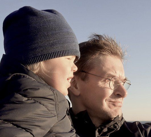 Pasi Tammi poikansa kanssa.