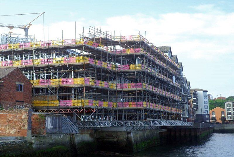 commercial building scaffolding