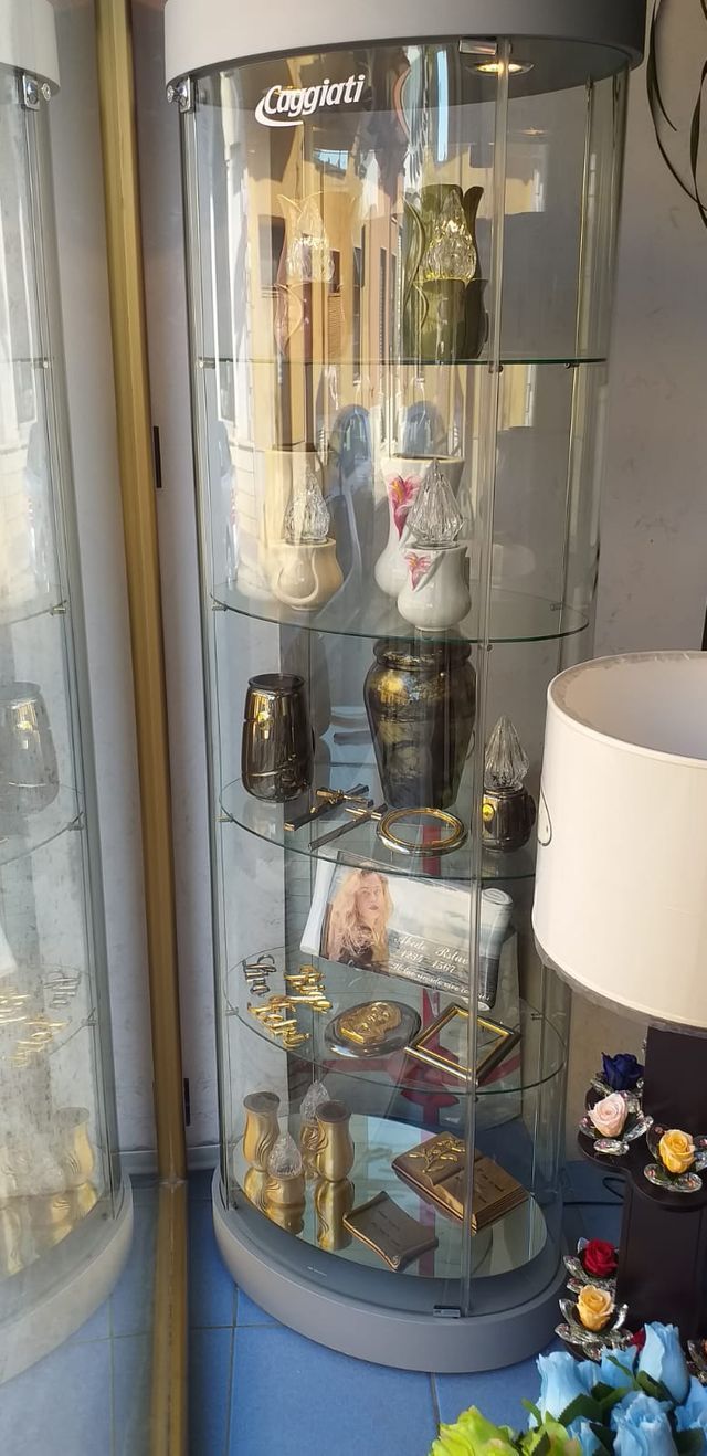 Prodotti di arte funeraria