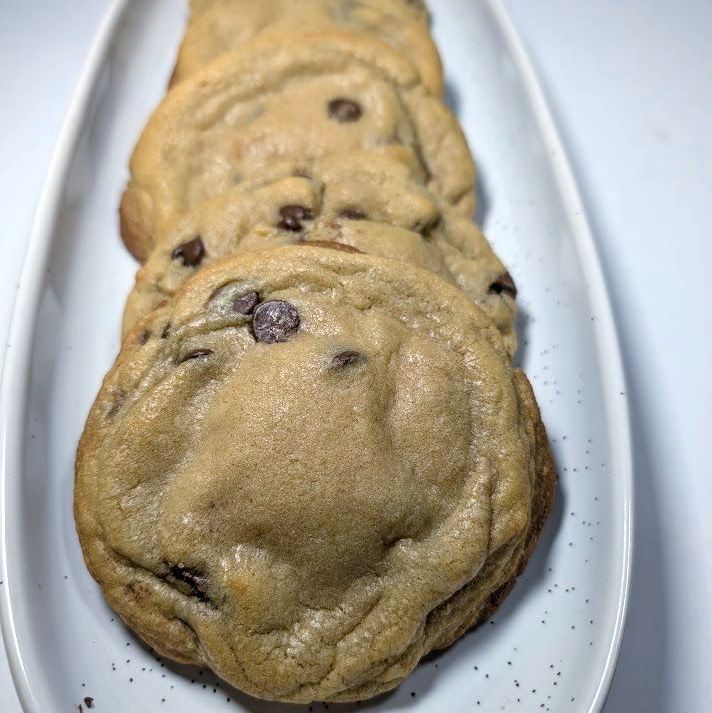 Size Small is a Single Cookie.
Size Medium is a 6 pack . Size Large is a 12 pack.