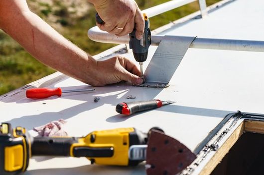 rv roof being repaired