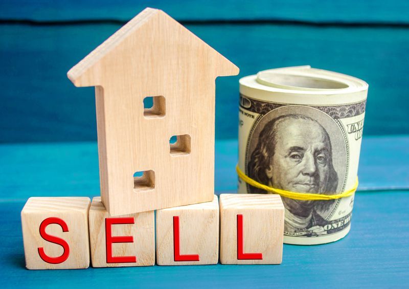 Selling Your Home for Cash to Ensure a Seamless Transition