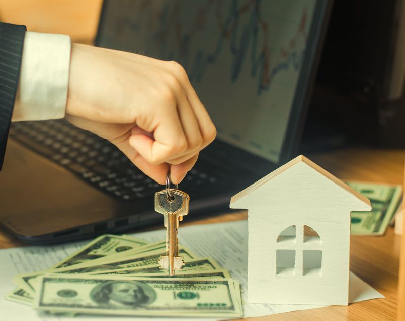 Navigating Cash Sales in Real Estate