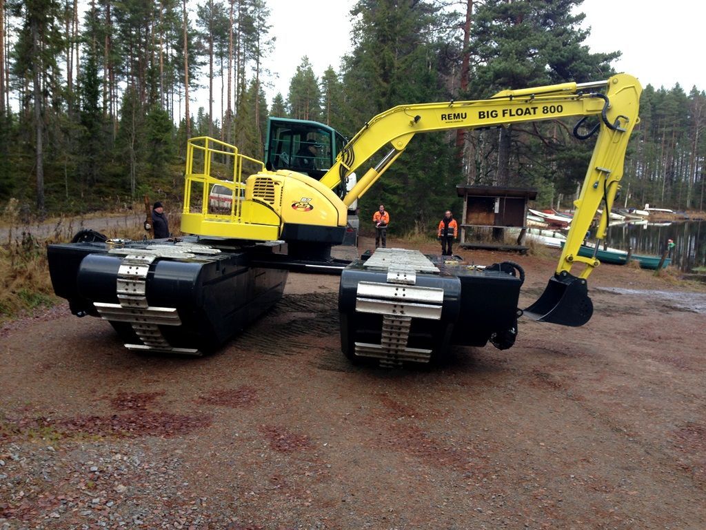 Remu Big Float 800 | Perth, WA | DM Breaker Equipment