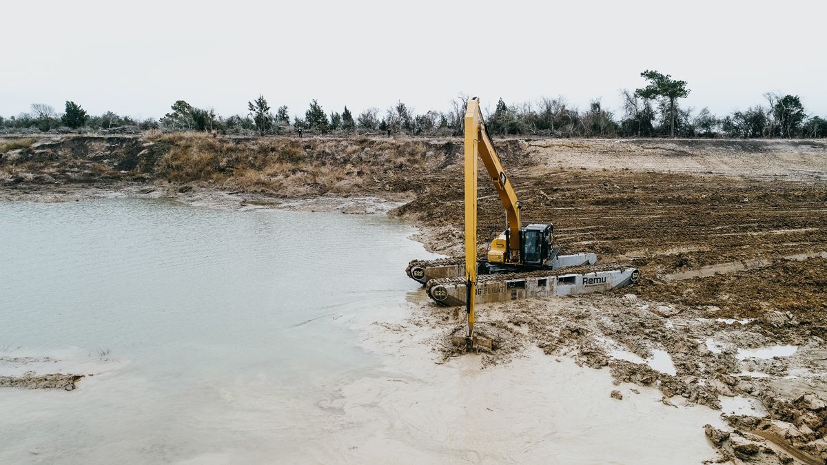 Remu excavator | Perth, WA | DM Breaker Equipment