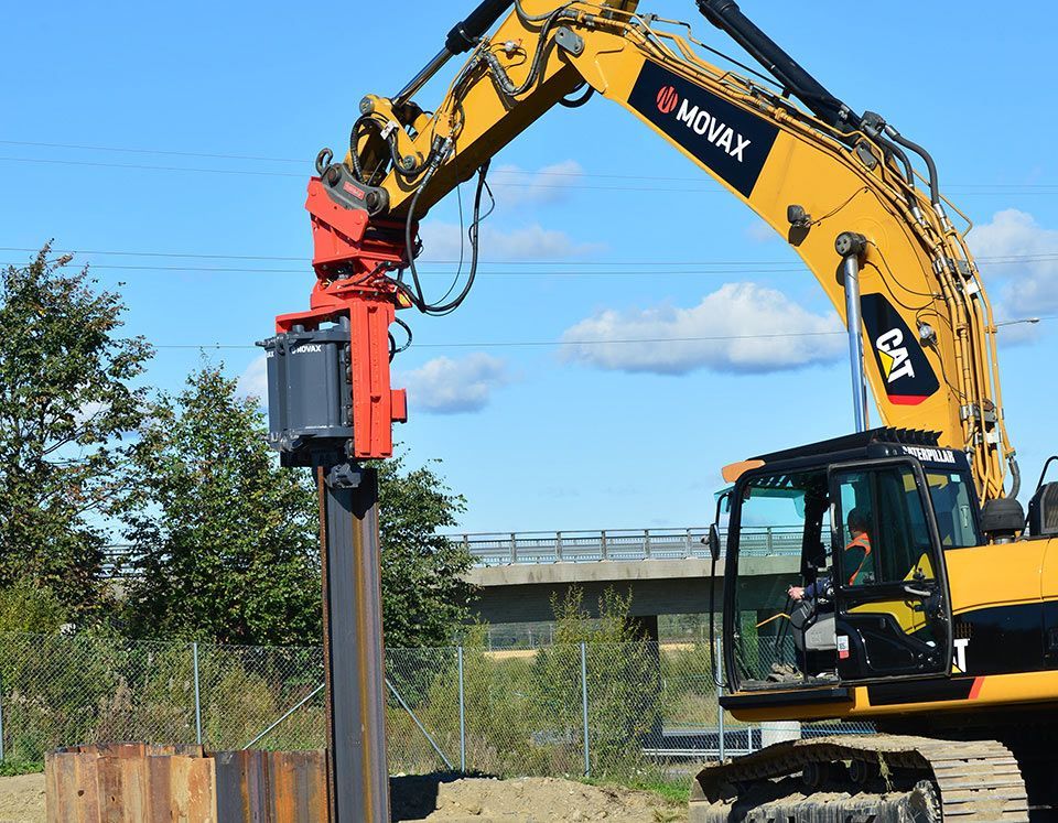 Movax SG30 | Perth, WA | DM Breaker Equipment