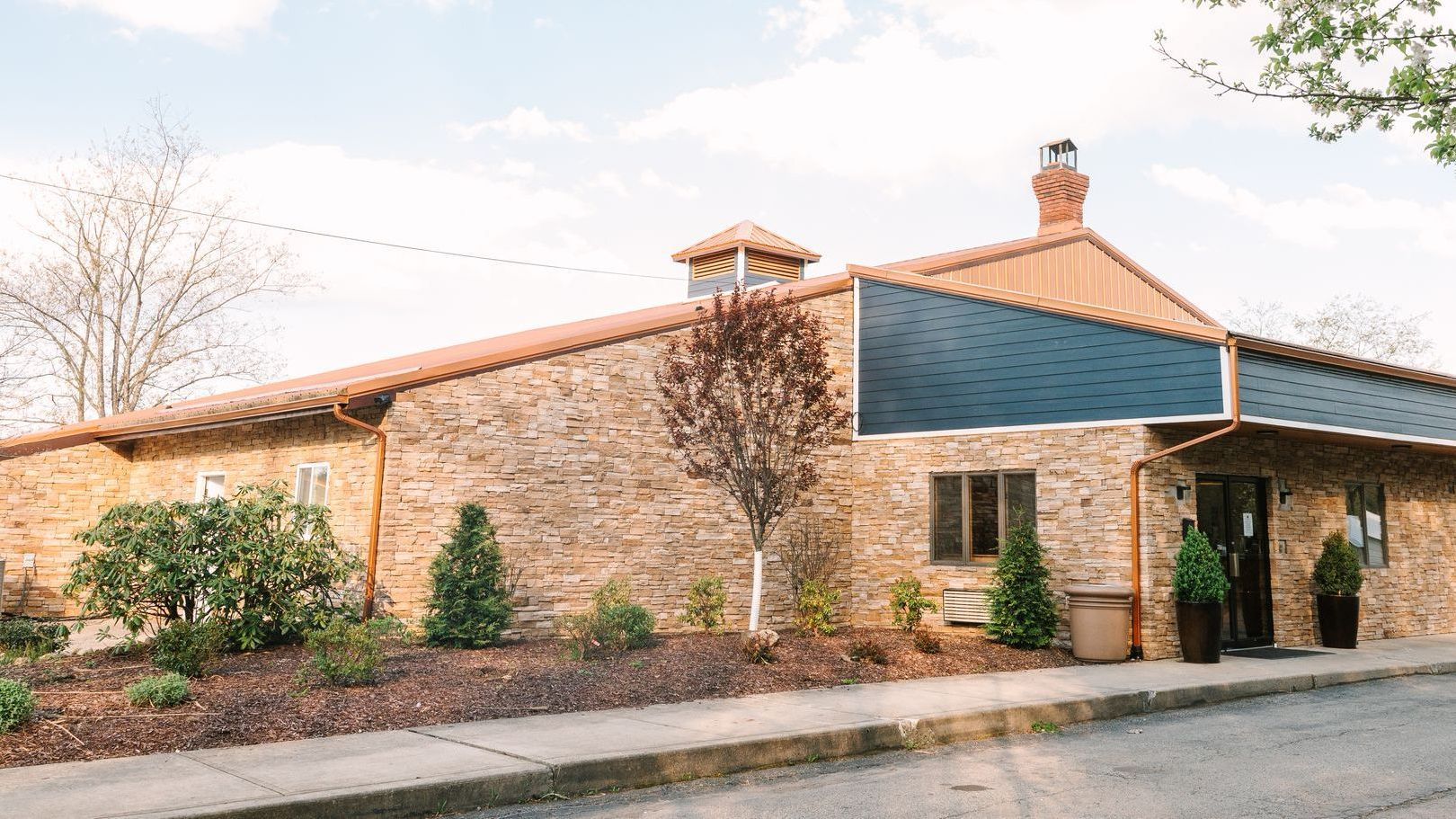 The lodge event center at the Lodge at Chalk hill Motel