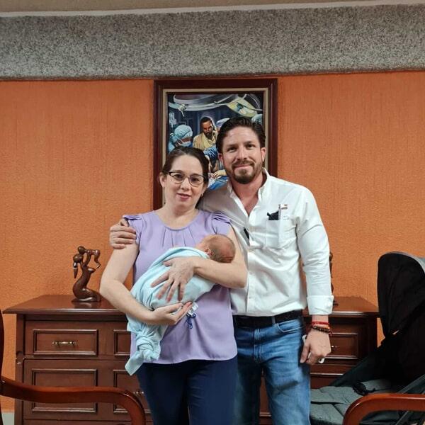 DR. WILBERT R. PÉREZ CANUL - Obstetra