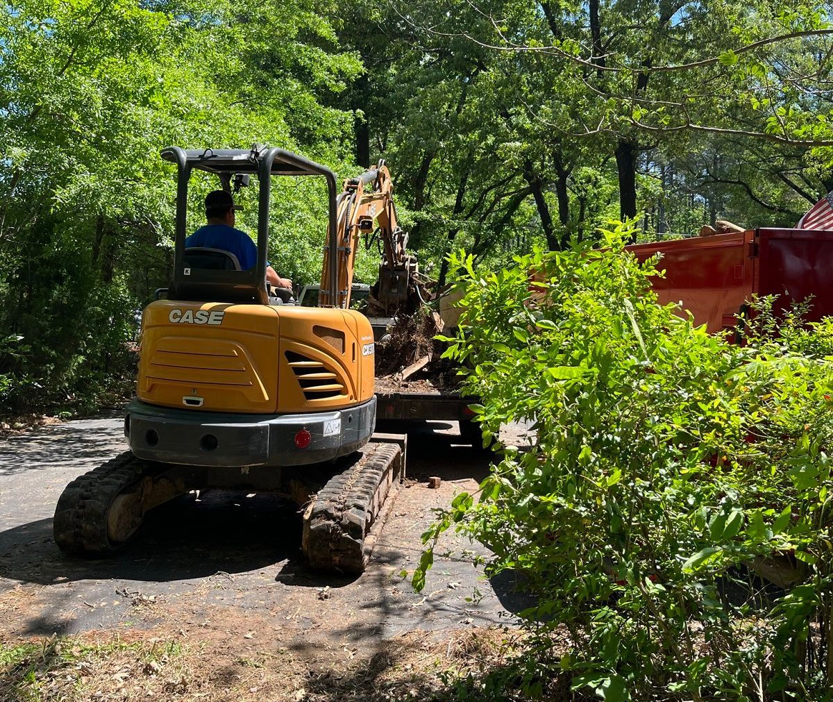 tearing down an old storage shed in dangerfield tx, titan junk removal