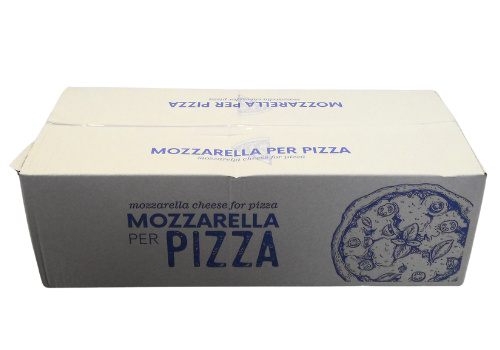 Scatola di cartone di mozzarella con l'etichetta 