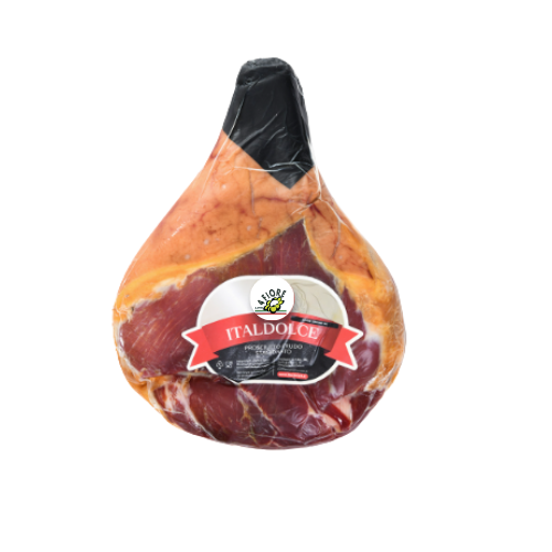 Prosciutto intero confezionato in plastica con etichetta 