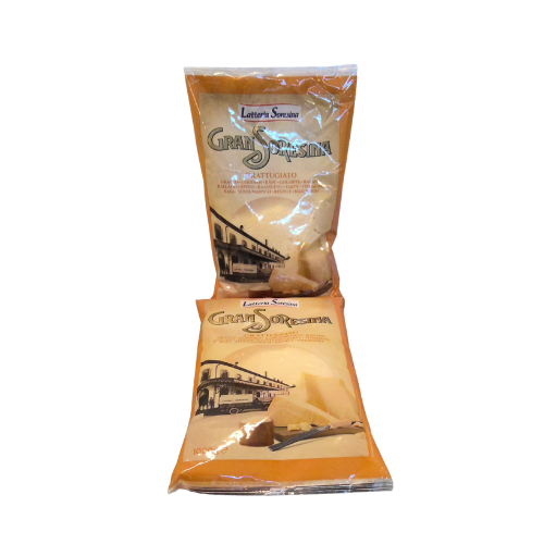 Due sacchetti di formaggio 