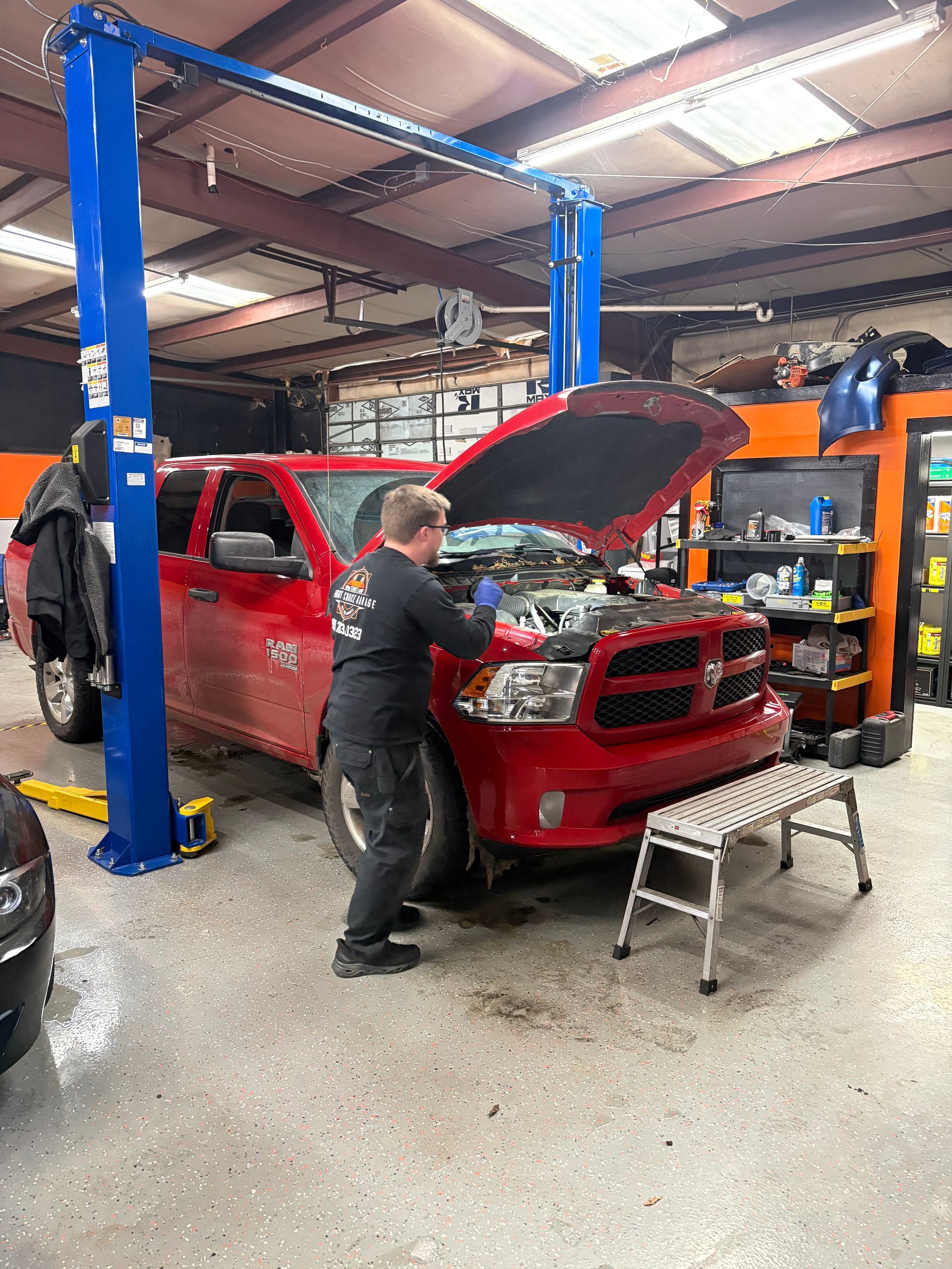 Welcome To Right Choice Garage in Memphis, TN