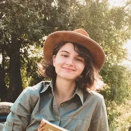 Karolina is responsible for webdesign, Content Marketing and Graphics