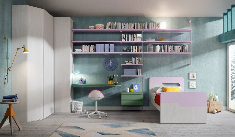 cameretta con parete azzurra