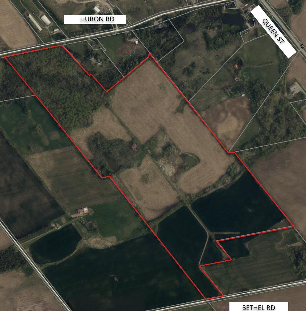 Map displaying the properties border, which contacts Bethel Road and Huron Road on opposite sides.