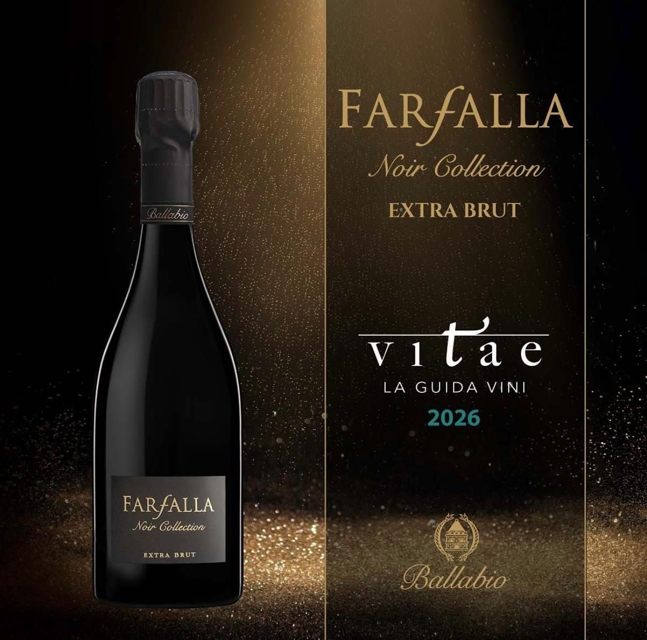 Bottiglia di spumante Extra Brut della collezione Farfalla Noir nera con dettagli dorati.