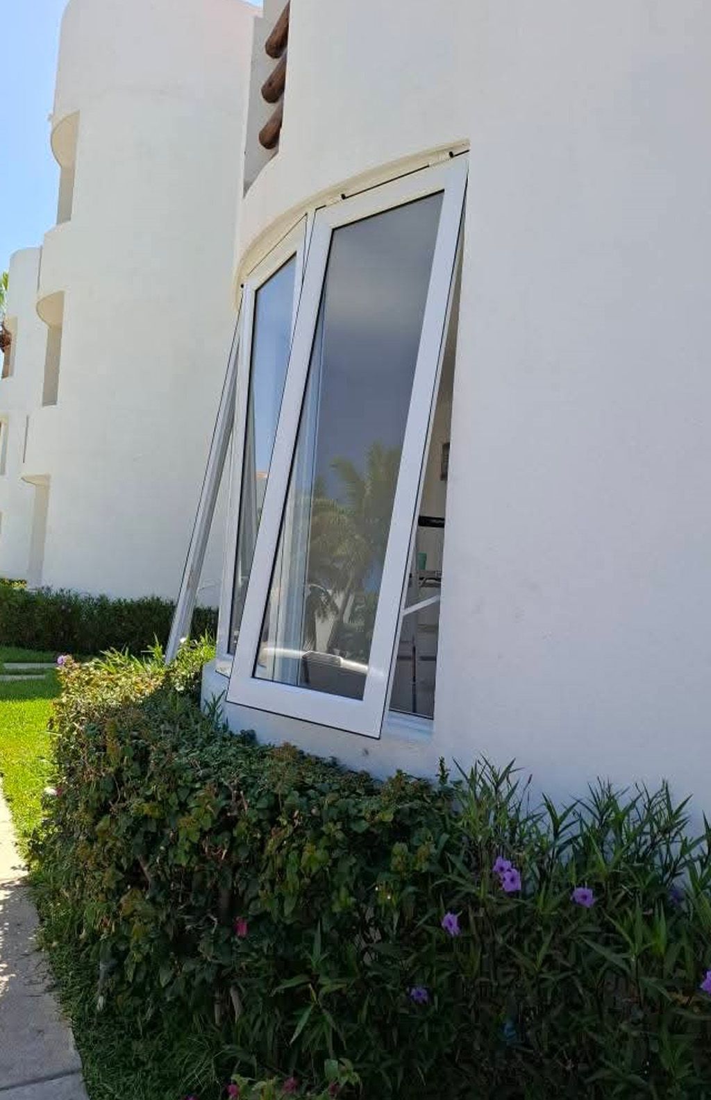 Fabricación de puertas y ventanas 