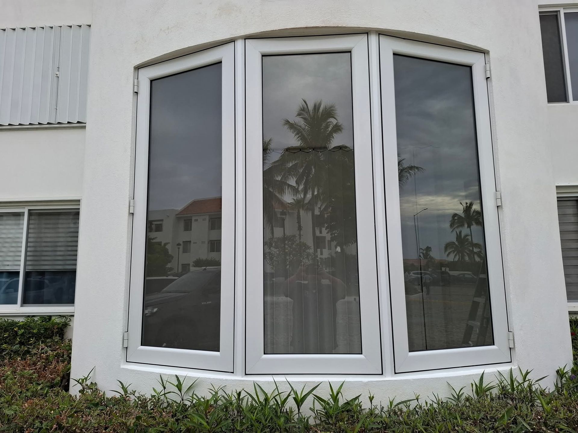 Fabricación de puertas y ventanas 