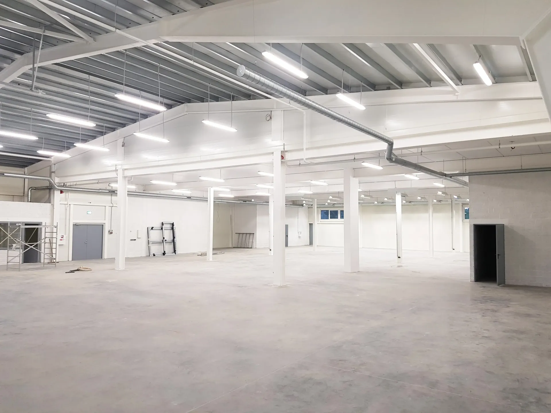 Šiltinti angarai - SteelCombi