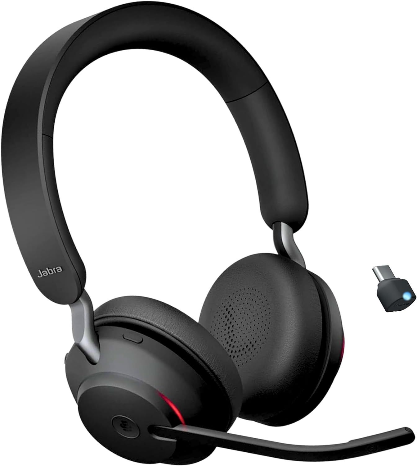 זוג אוזניות שחורות עם מיקרופון על רקע לבן.