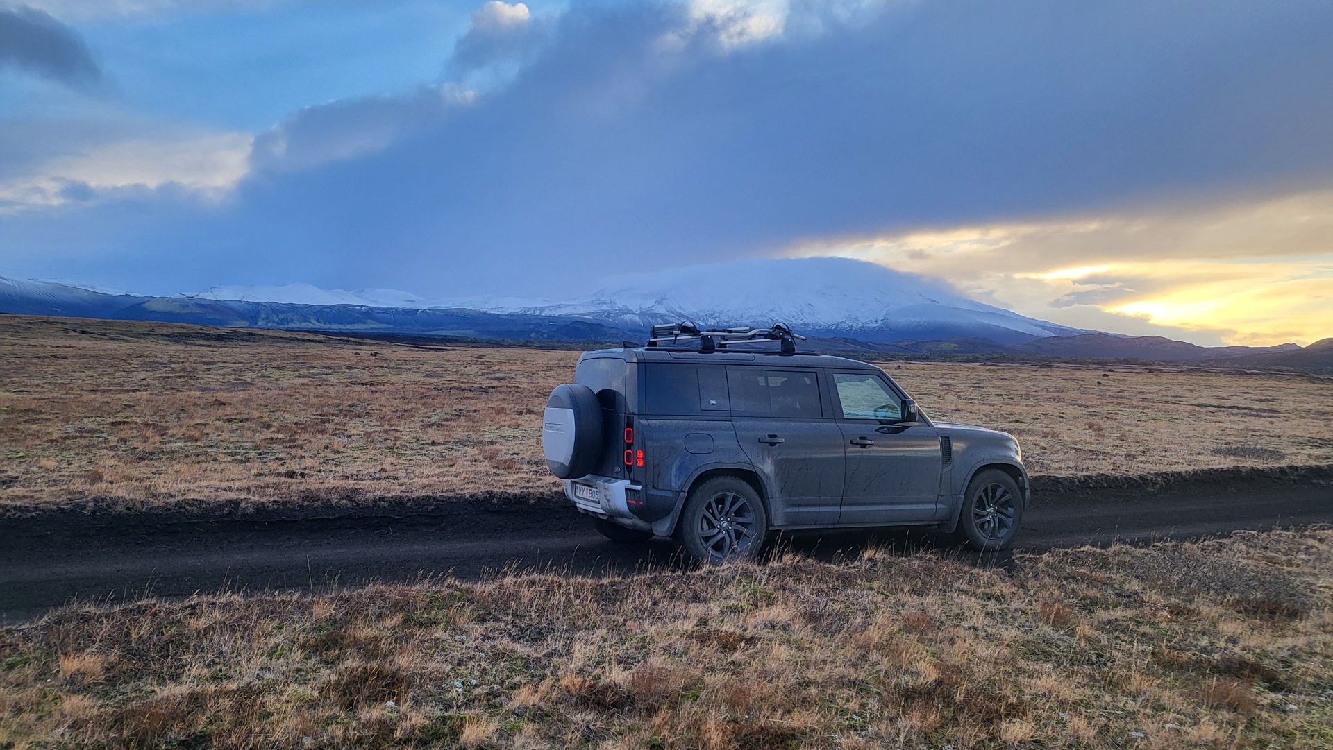 land rover tours iceland