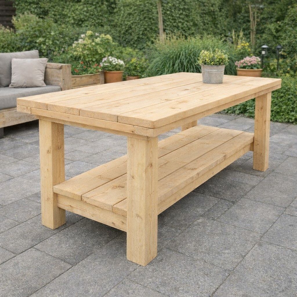 Tuintafel in blanke lak