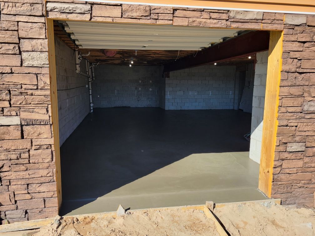 Concrete Garage Floor - New Bern, NC - Matt's Concrete Service