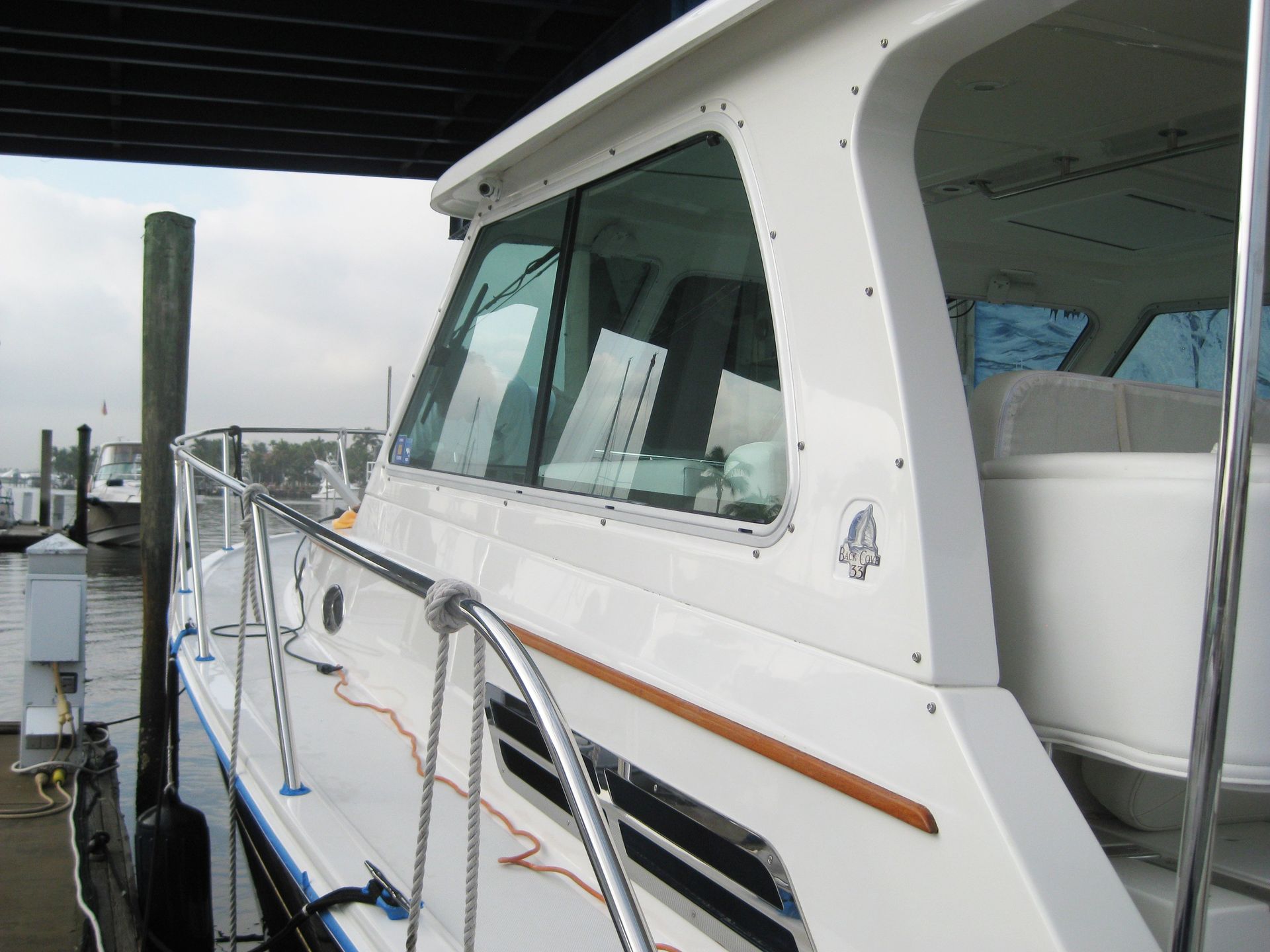 Sea Ray Flybridge