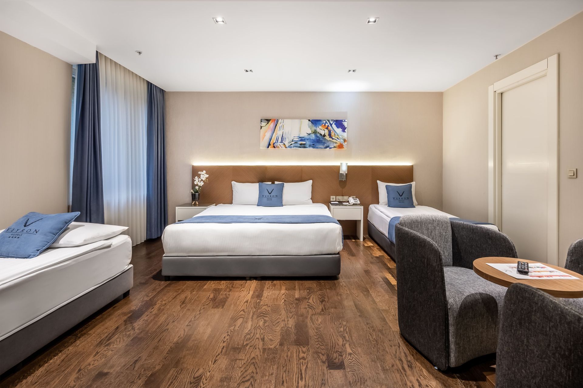 Veyron Hotels & Spa, İstanbul, Triple Room