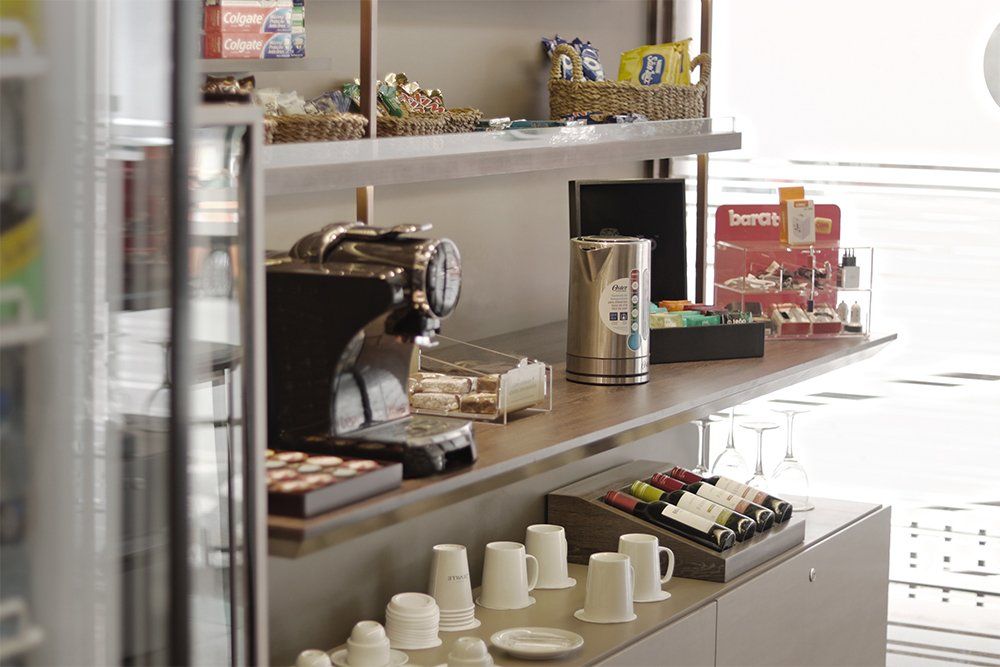 Loja de Conveniência - Deville Curitiba Batel