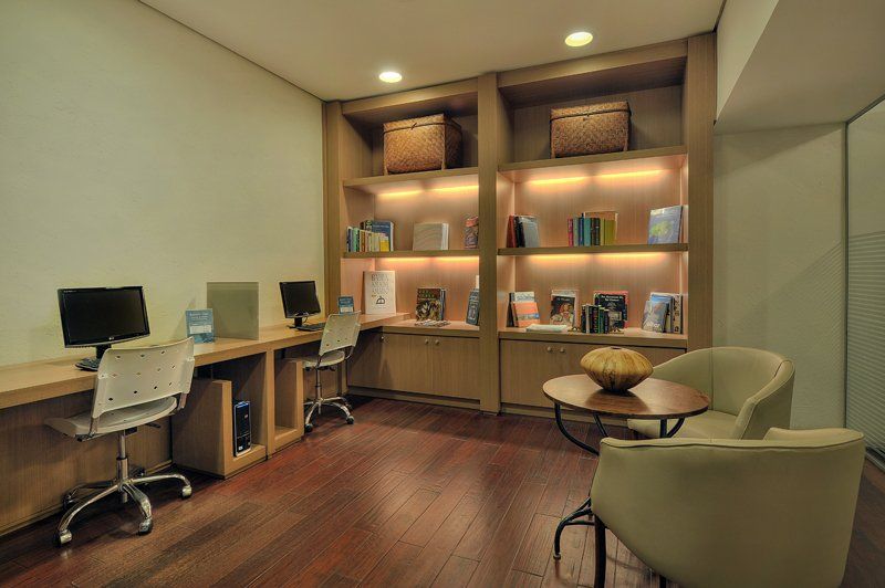 Business center - Deville Salvador