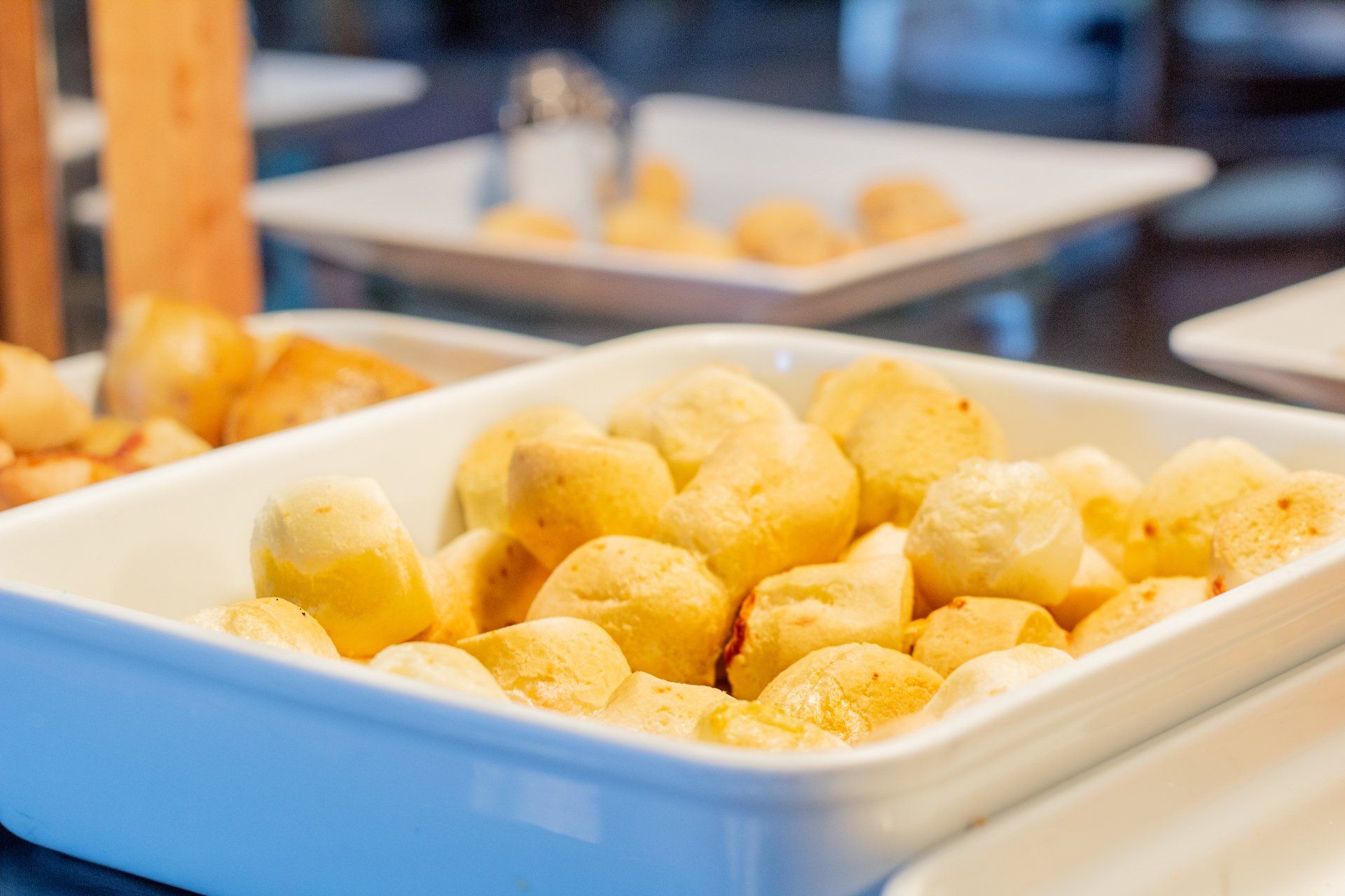 Comece seu dia com um delicioso café da manhã de hotel!