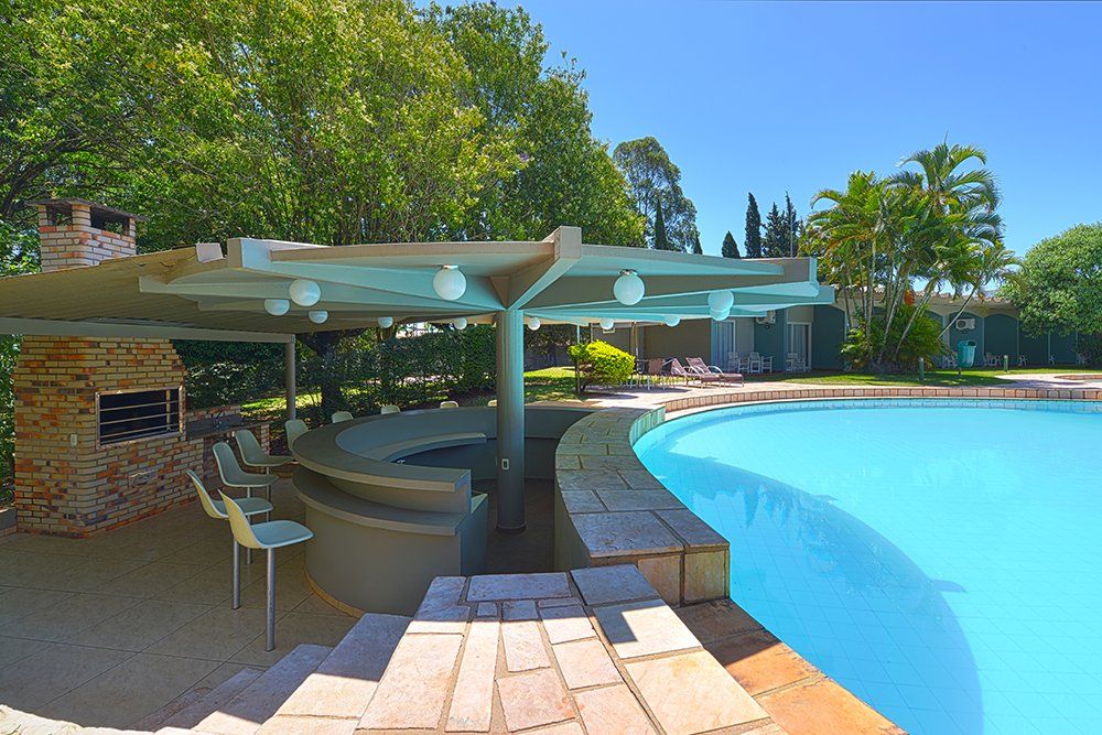 Piscina - Deville Express Cascavel