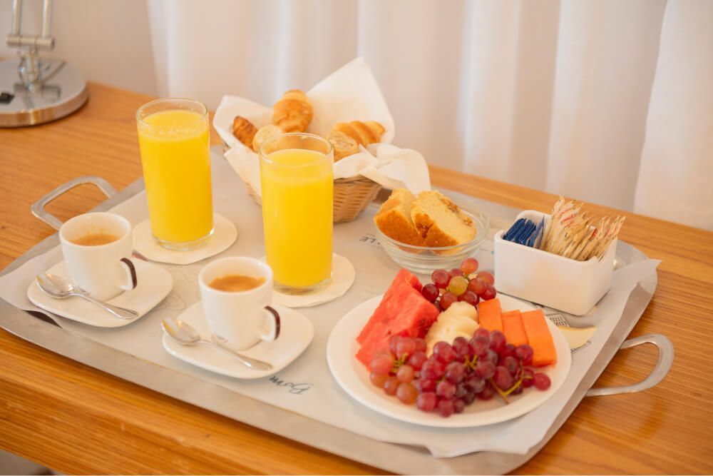 Room service - Deville Business Maringá