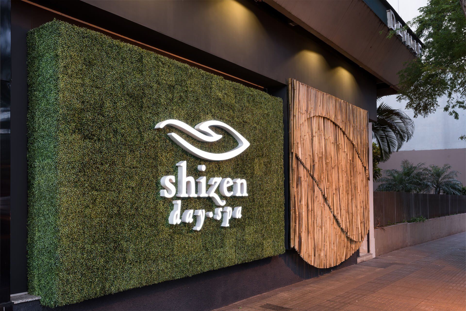 Shizen Day Spa - Deville Business Maringá