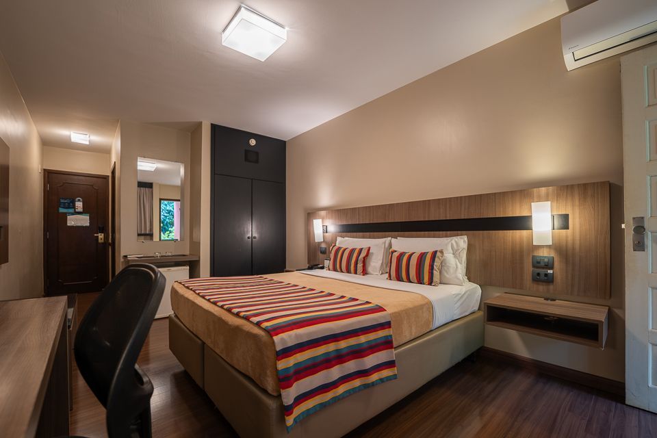 Acomodações - Deville Express Guaíra