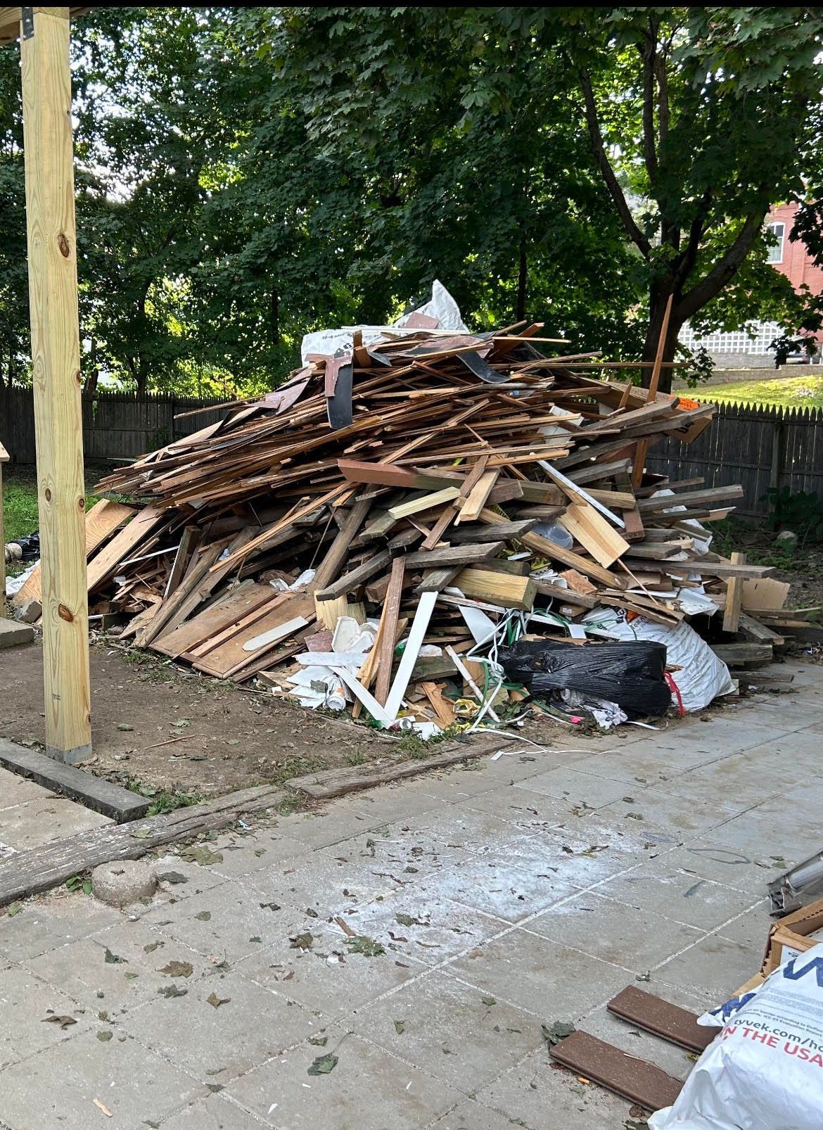 Junk Removal Old Orchard Beach, ME Maine Dump Runners