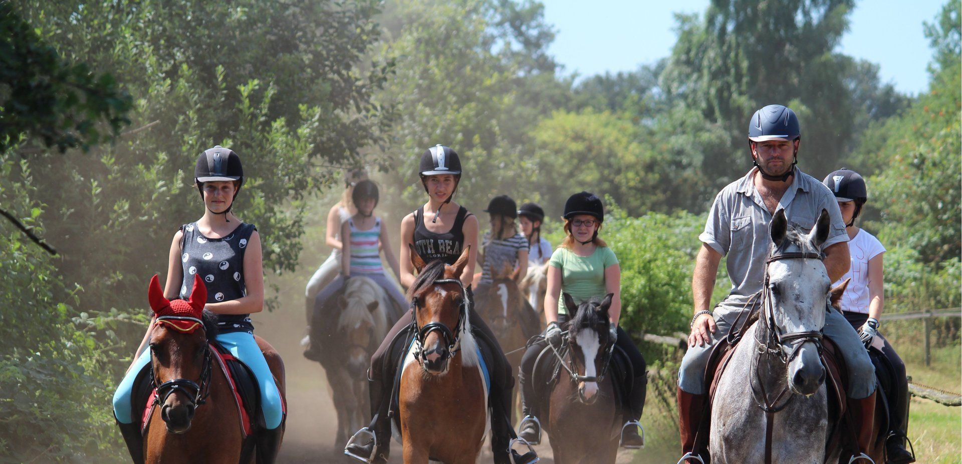 Leren paardrijden voor beginners en gevorderde ruiters