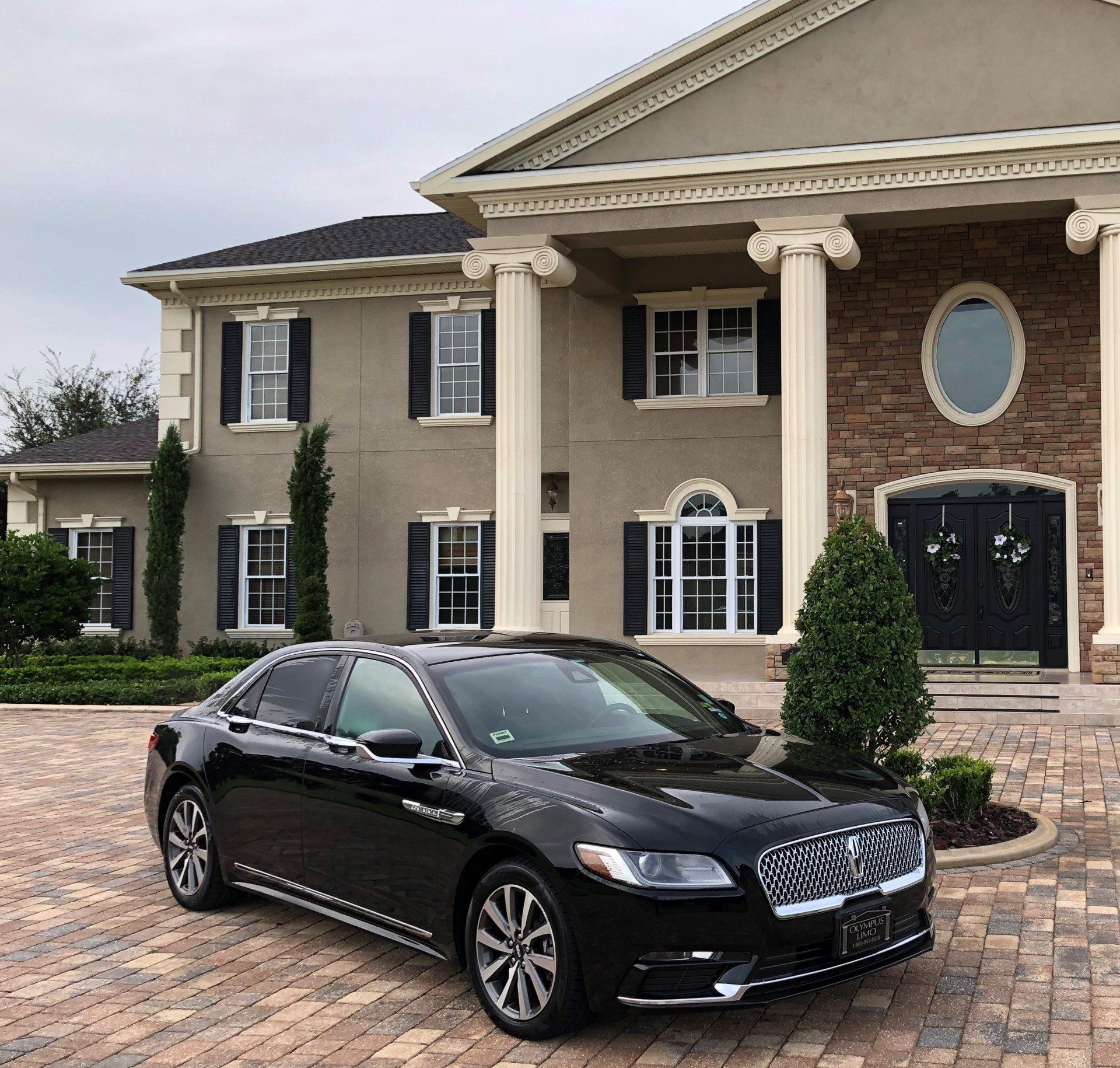 Black Car - Limo Rental in Tampa, FL Black Car - Limo Rental in Tampa, FL