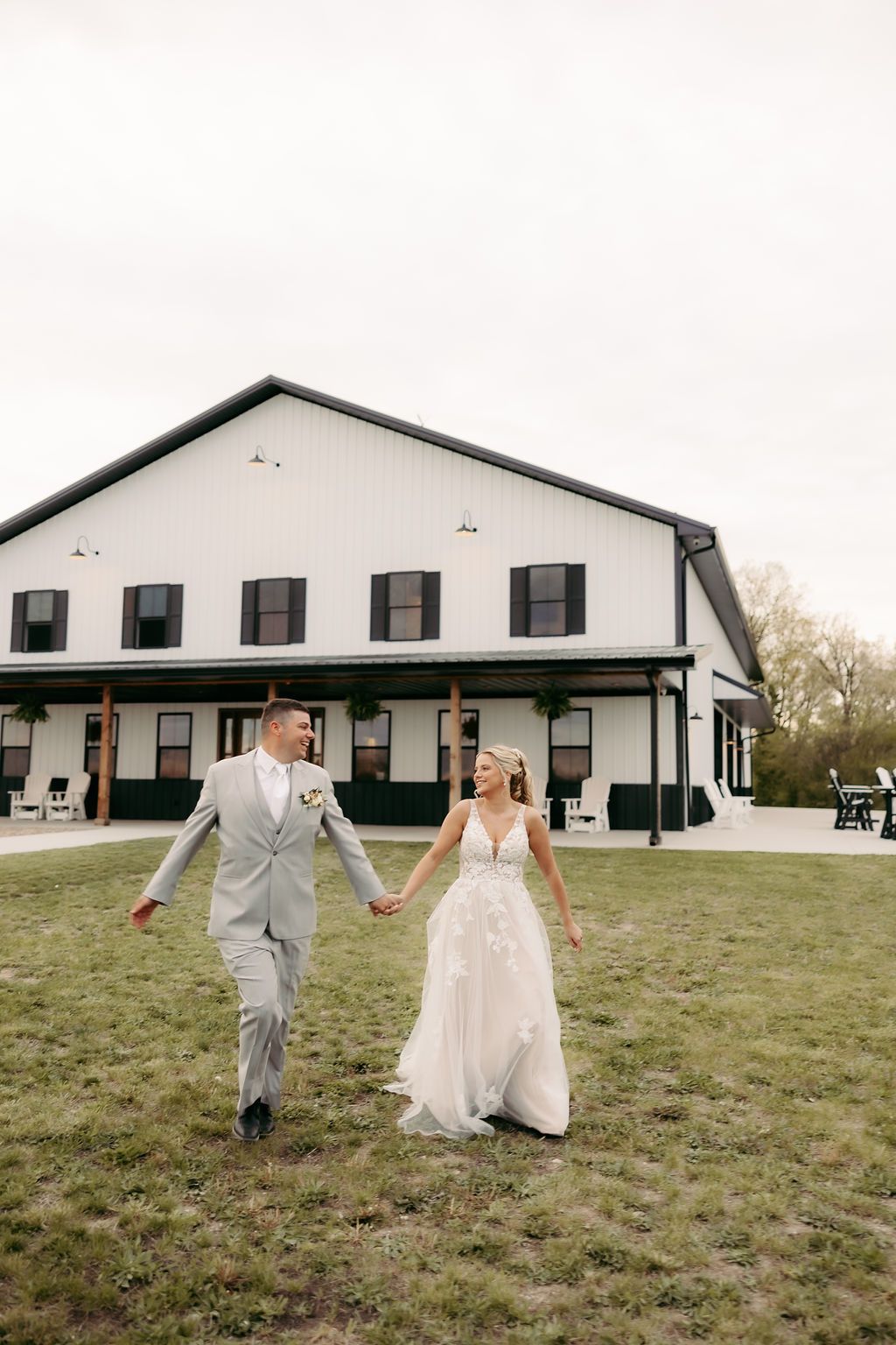 Entrust the Champagne Barn With Planning the Perfect Wedding, Party, or Special Event in Mid-Mo