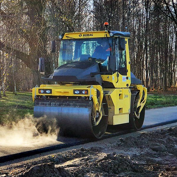 Keliai, žemės darbai