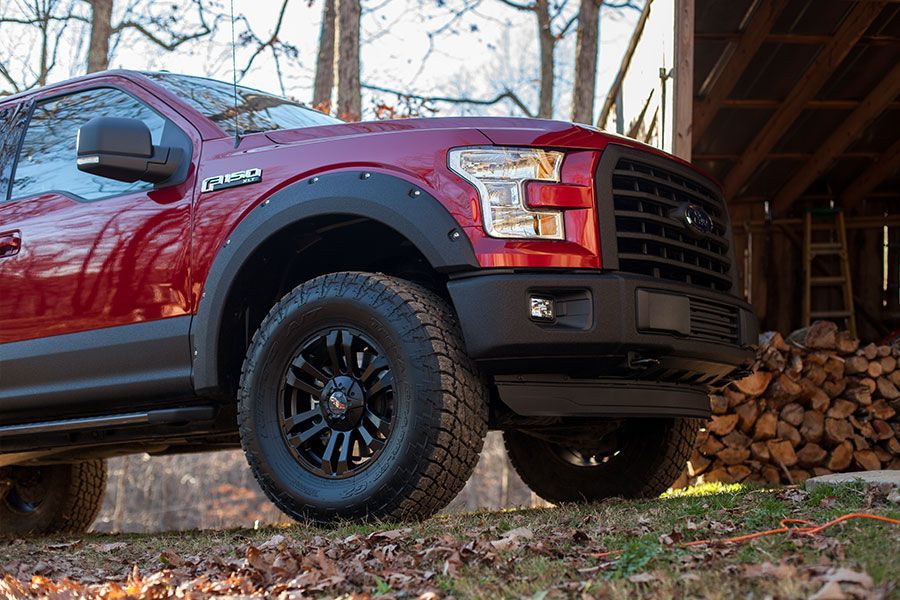 line x accessories near me