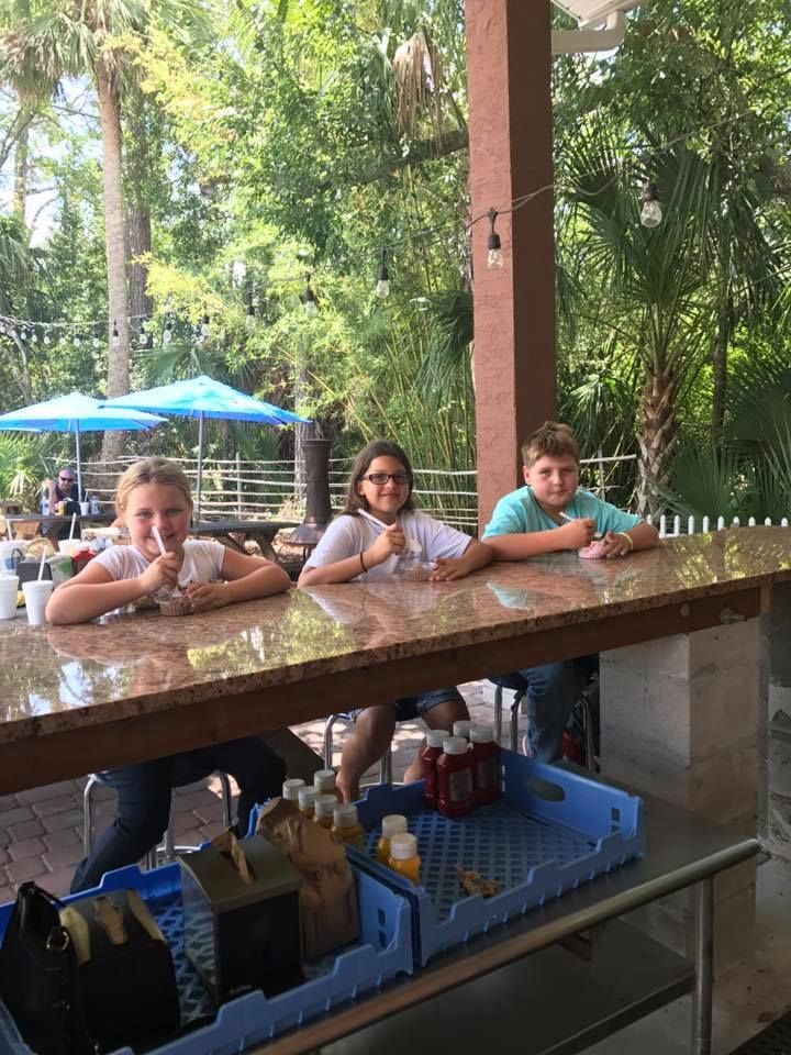 kids at hot diggity dog