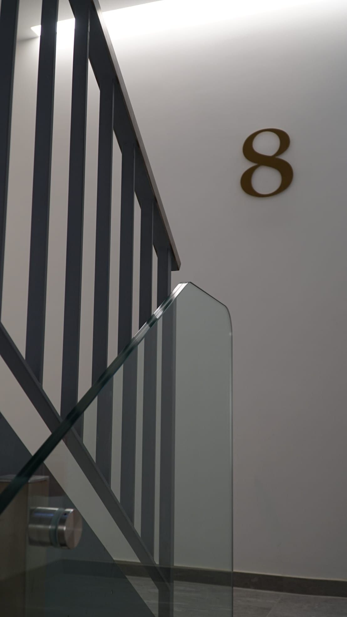 Escalier numérotation métallique