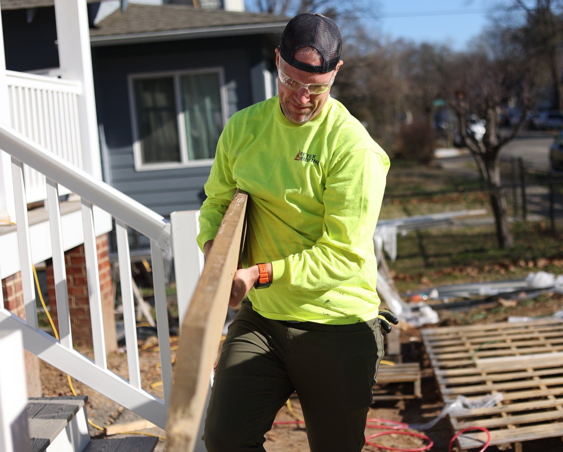 Image of RETEX’s Mark Erickson volunteering with Richmond Habitat for Humanity.