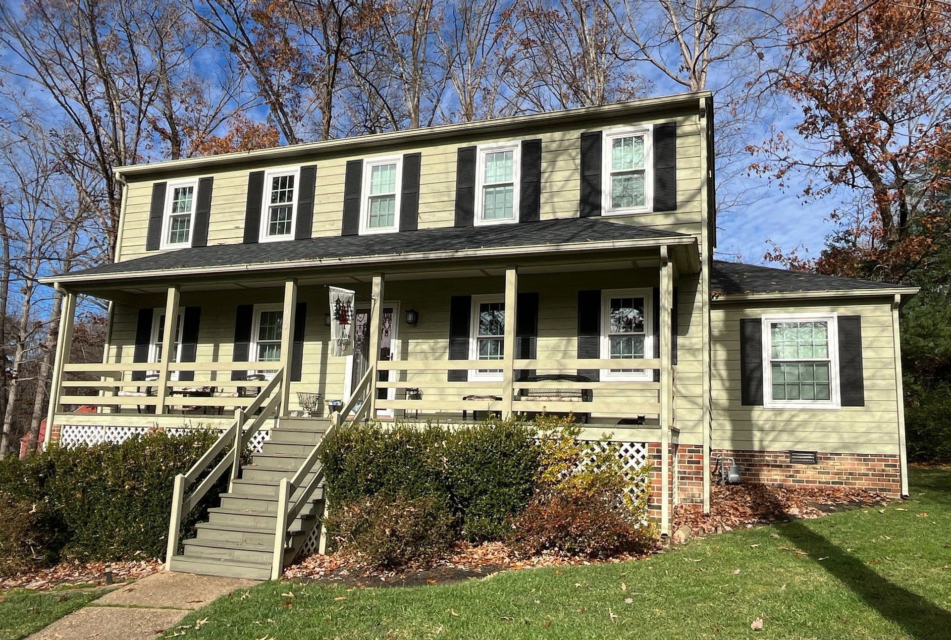 Retex installed a new roof and new windows for this North Chesterfield VA home in 2022 and 2023, respectively.